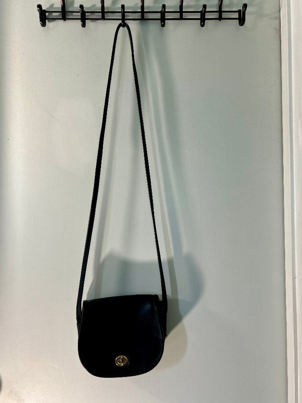 Vintage 90s Daniella Bag Black Leather Mini Crossbody Purse Gold Turn Lock - Picture 3 of 10